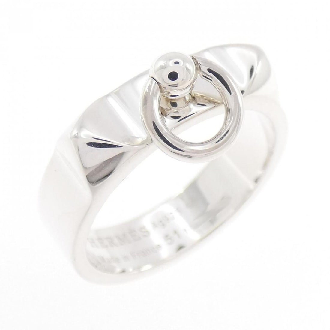 Hermes Hermès Collier de Chien Ring: --- Catalog ---Category: SizeUS Size: 6Brand Size: 51Category: DesignType: Band ringGender: WomenMaterial: Silver 925Category: GeneralMPN: H115607BBrand: Hermes--- Item List ---Section:
