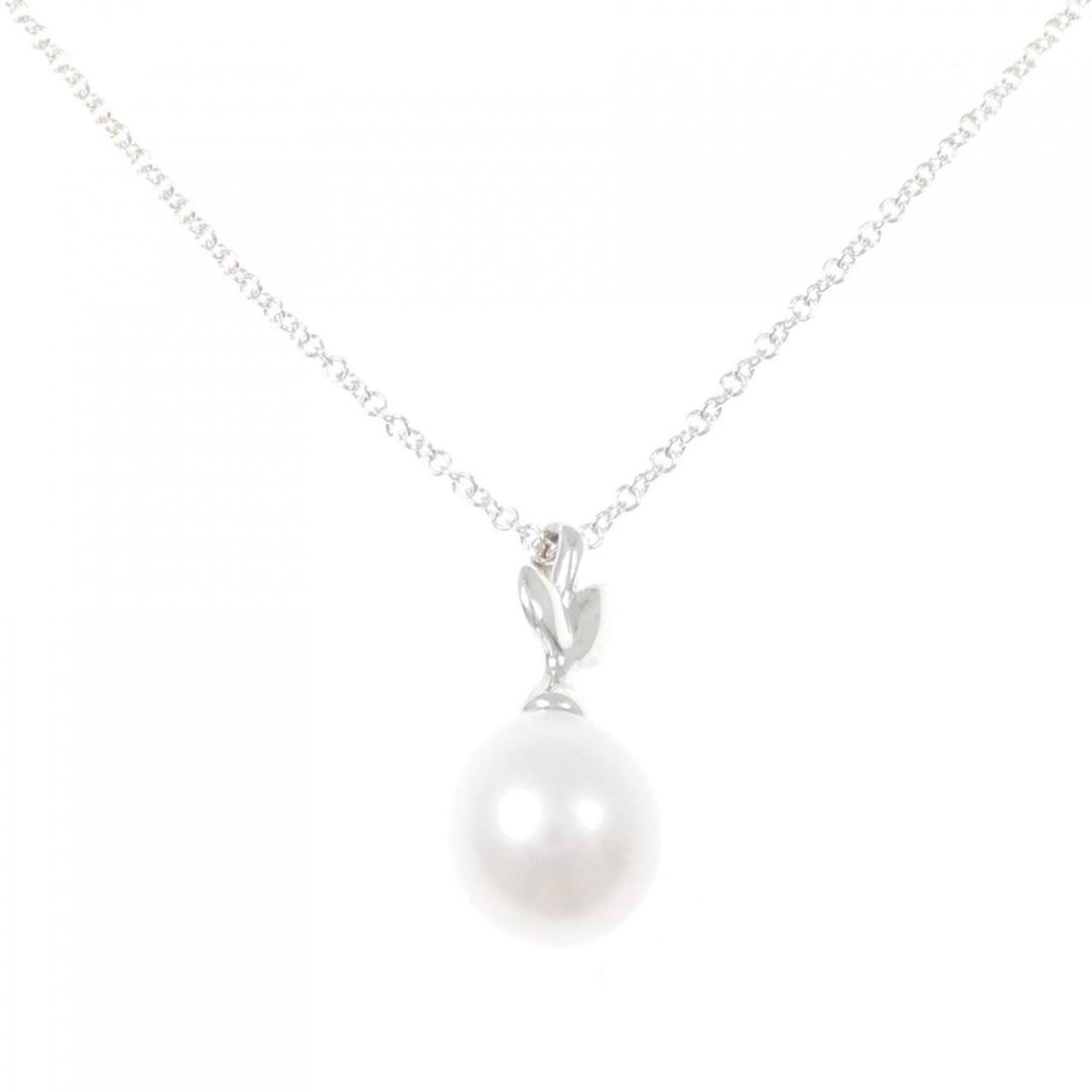 Tiffany Olive Leaf Pearl Necklace: --- Catalog ---Category: SizePendant Size: 18.1mm x 8.1mm / 0.71'' x 0.31''Neck Circumference: 40 cm / 15.74''Category: DesignGender: WomenMaterial: Silver 925Pendant Type: PendantNecklace Type: