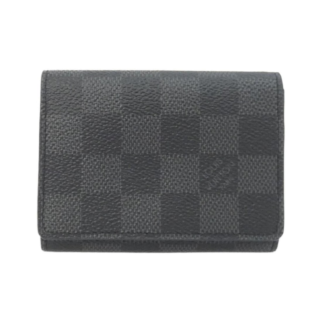 Louis Vuitton Damier Graphite Enveloppe Carte de Visite N63338 Business Card Holder/Card Case: --- Catalog ---Category: DesignType: Card caseColor: Damier Graphite, GraphiteGender: MenMaterial: Damier Graphite Category: GeneralMPN: N63338Brand: Louis VuittonCategory: Physical PropertiesSize