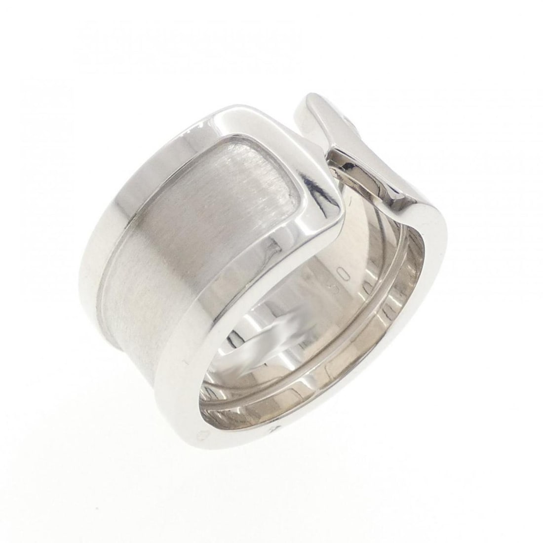 Cartier C2 Large Ring: --- Catalog ---Category: SizeUS Size: 5.5Brand Size: 50Category: DesignType: Band ringColor: White goldGender: WomenMaterial: White gold (18K)Category: GeneralBrand: Cartier--- Item List ---Section: