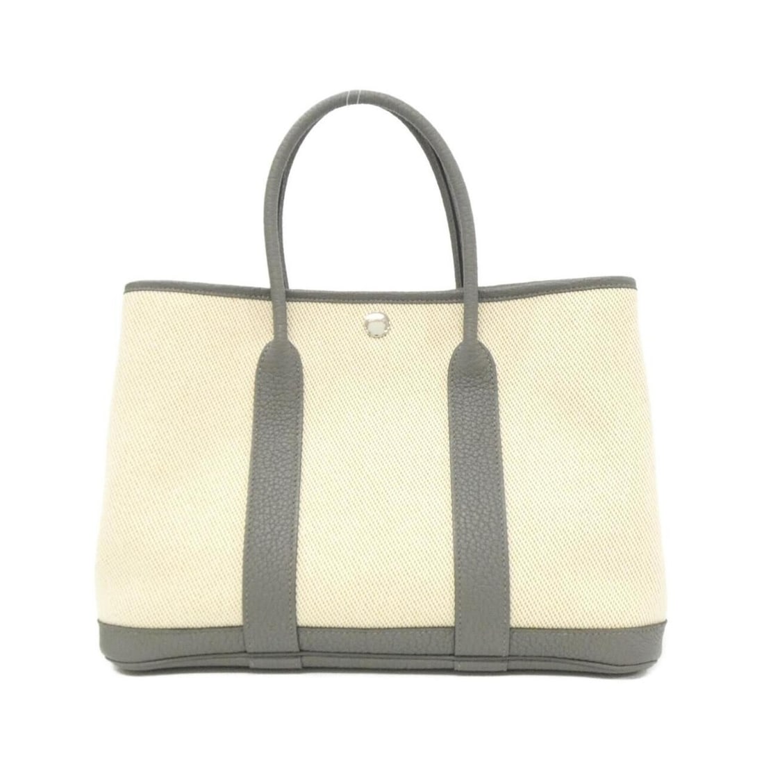 Hermes Garden Party 30cm 066751CK Handbag: --- Catalog ---Category: SizeSize (HxWxD): 21cm x 30cm x 14cm / 8.26'' x 11.81'' x 5.51''Category: DesignType: HandbagColor: Ecru, GrayGender: Women,MenMaterial: Toile H , Negonda leather Category: