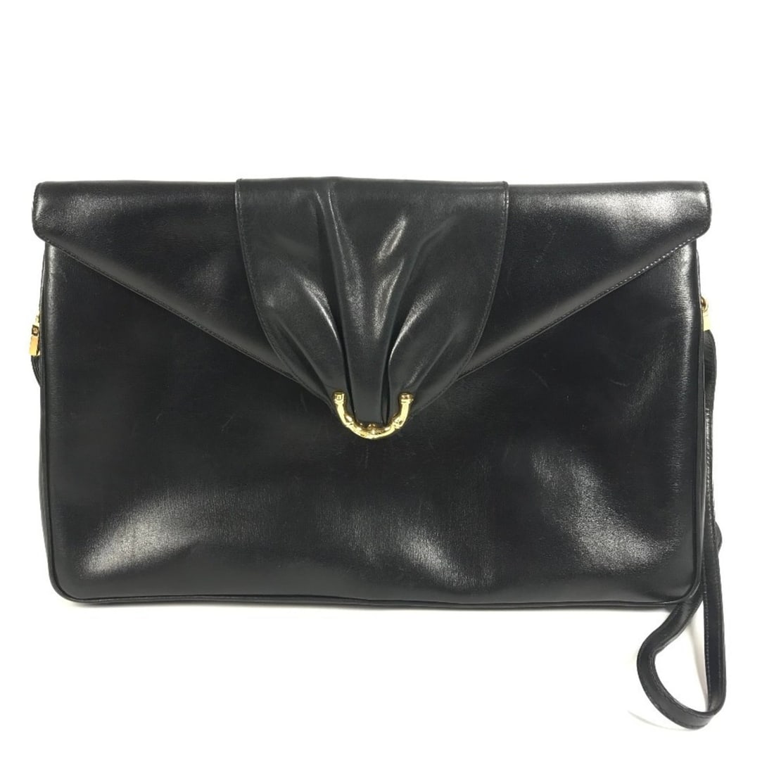 GUCCI 004 056 Vintage Logo Crossbody Pouch Bag Shoulder Leather Men's Women's Black: --- Catalog ---Category: SizeSize (HxWxD): 24.5cm x 37.5cm / 9.64'' x 14.76''Category: DesignType: Pochette, Shoulder bagColor: BlackGender: Men,WomenMaterial: Leather Category: GeneralMPN: 004 056Bra