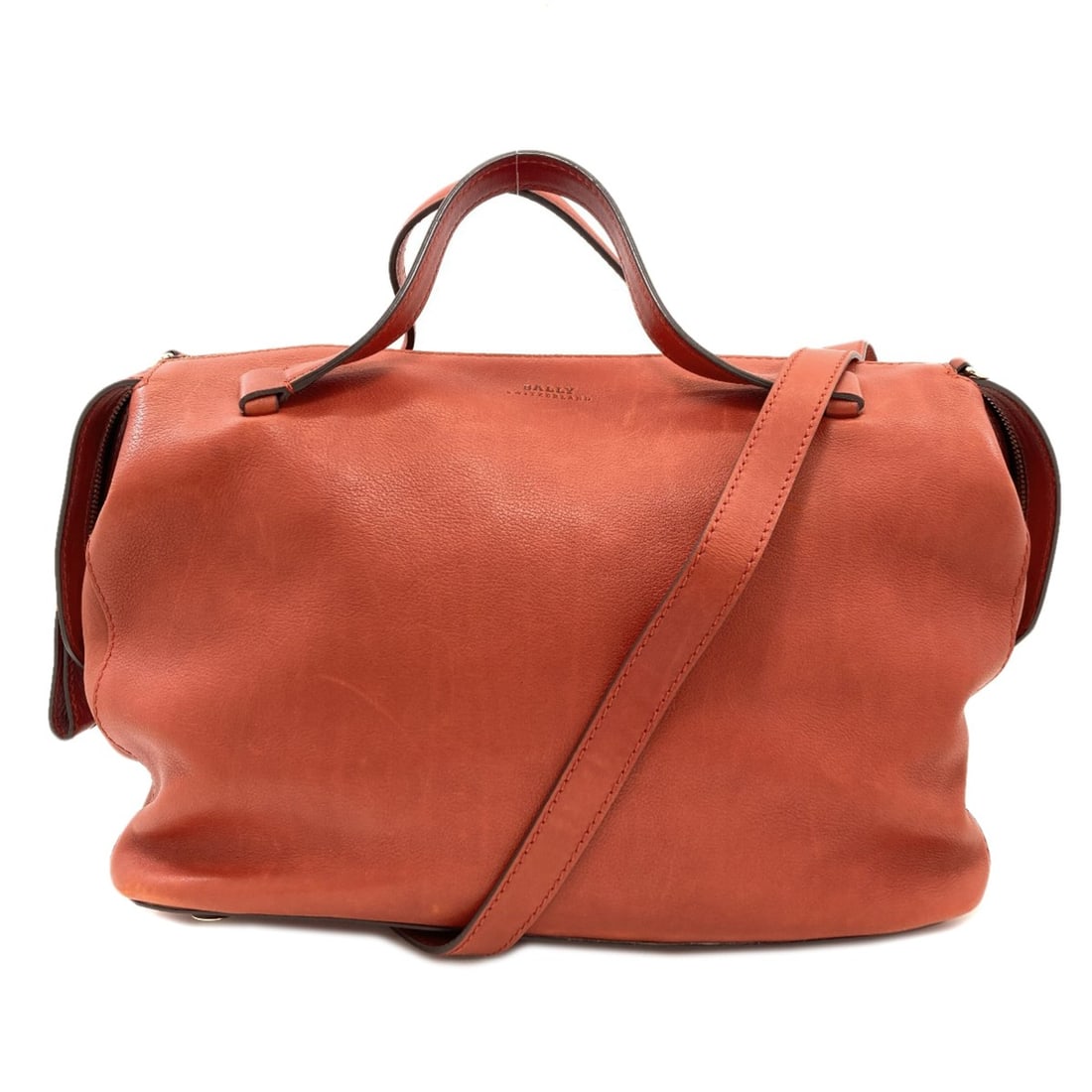Bally 2-Way Leather Handbag for Women: --- Catalog ---Category: SizeSize (HxWxD): 24cm x 32cm x 17cm / 9.44'' x 12.59'' x 6.69''Category: DesignType: Handbag, PouchColor: Red colorGender: WomenMaterial: Leather Category: GeneralBrand: Ball