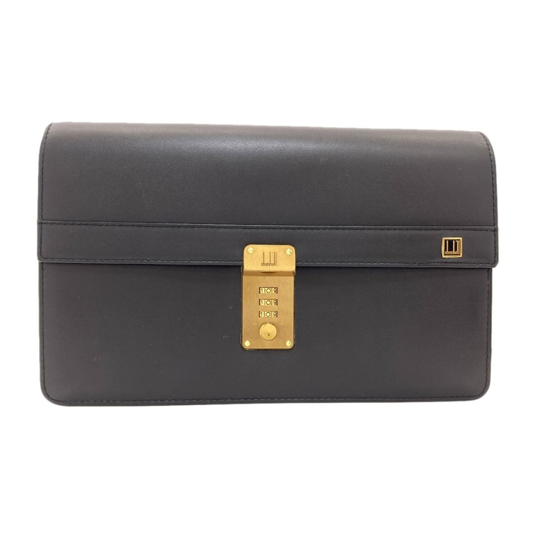 Dunhill Logo Leather Second Bag for Men: --- Catalog ---Category: SizeSize (HxWxD): 14.5cm x 26.5cm x 5cm / 5.7'' x 10.43'' x 1.96''Category: DesignType: Clutch bagColor: BlackGender: MenMaterial: Leather Category: GeneralBrand: Dunhill--- I
