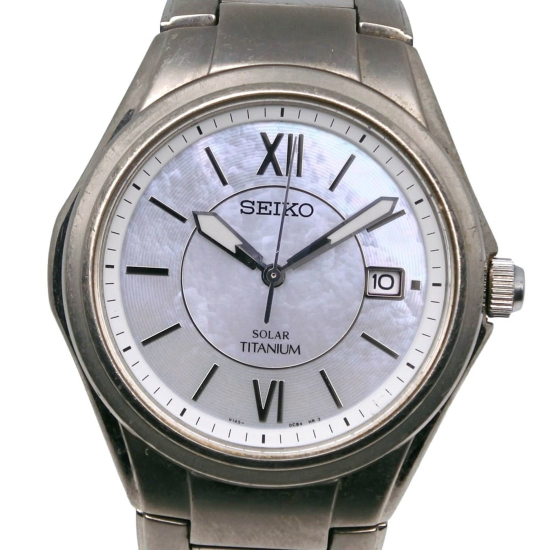 Seiko SEIKO V145-0BA0 Titanium Analog Watch with Mother-of-Pearl Dial - Men's: --- Catalog ---Category: SizeWrist Size: 17.5cm / 6.88''Case Diameter: 36mm / 1.42''Category: DesignType: WristwatchGender: MenColor (Dial): WhiteMaterial (Band): TitaniumMaterial (Case): TitaniumCate