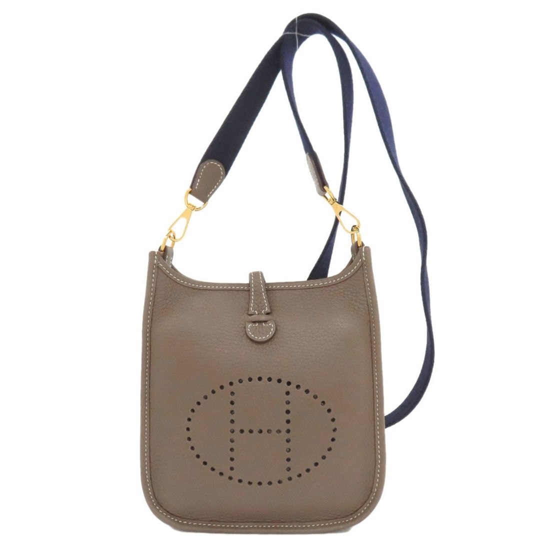 Hermes Evelyne TPM Amazon Gold Hardware Shoulder Bag, Taurillon Leather, Women's HERMES: --- Catalog ---Category: SizeSize (HxWxD): 18cm x 16cm x 5cm / 7.08'' x 6.29'' x 1.96''Strap Length: 111cm / 43.7''Category: DesignType: Shoulder bagColor: BrownGender: WomenCategory: GeneralLine: Eve