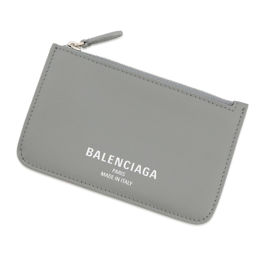 Balenciaga Wallet/Coin Case Cash 2.0 Leather 810902 BALENCIAGA Wallet Business Card Holder/Card: --- Catalog ---Category: DesignType: Business card caseColor: GrayGender: WomenMaterial: Leather Category: GeneralMPN: 810902Brand: BalenciagaCountry of Origin: ItalyCategory: Physical PropertiesSize 