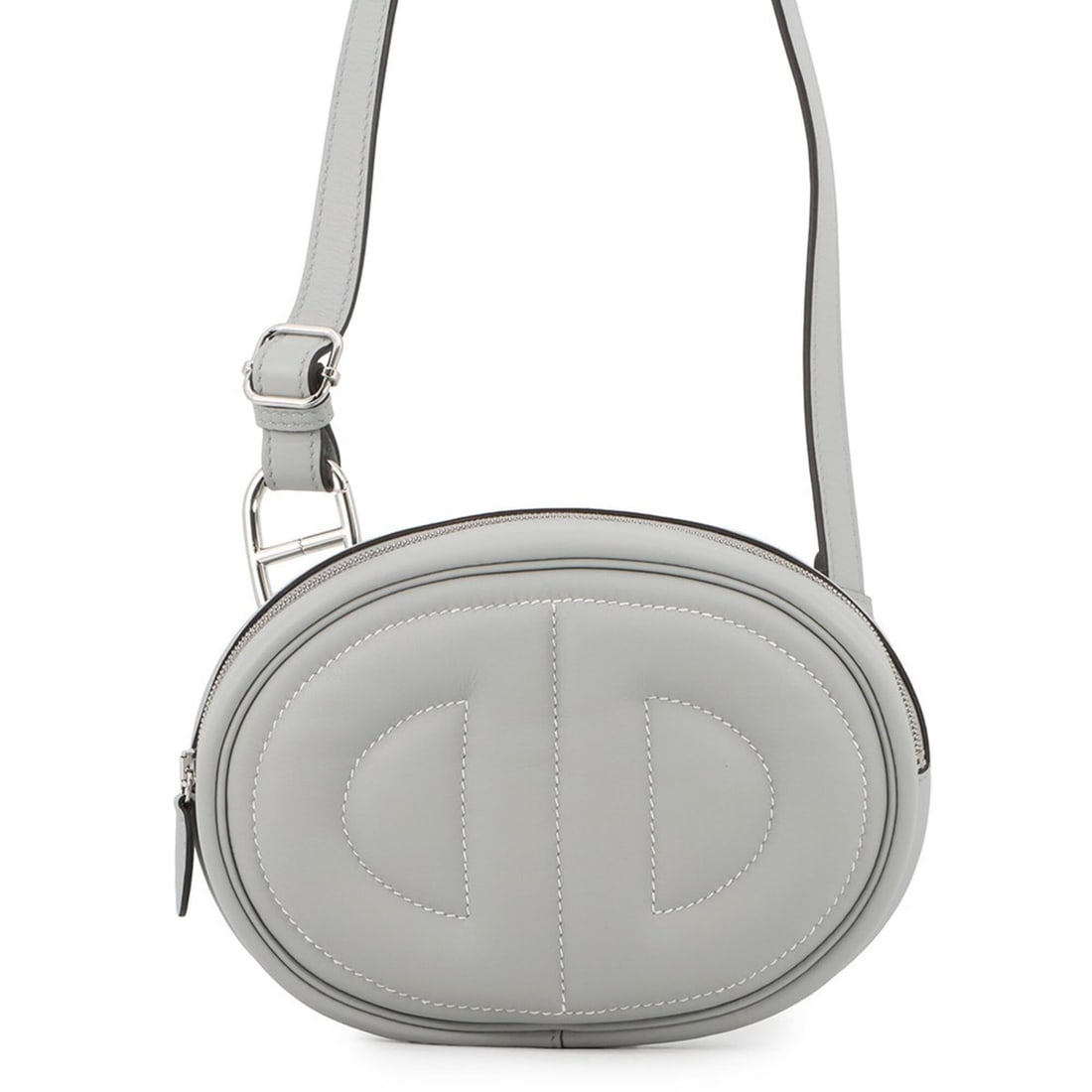 Hermes Waist Bag In-the-Loop Verso Bleu Glacier de Malte Swift W Stamp HERMES: --- Catalog ---Category: SizeSize (HxWxD): 14.5cm x 19.5cm x 4.5cm / 5.7'' x 7.67'' x 1.77''Category: DesignType: Fanny packColor: GrayGender: WomenMaterial: Swift leather Category: GeneralBrand: Herm