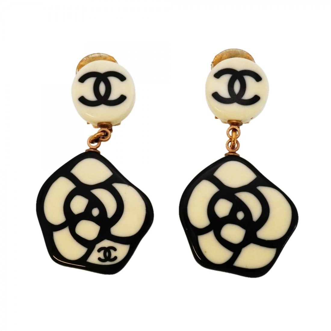 Chanel Earrings, Coco Mark, Camellia, GP Plated Plastic, Gold, White, Black, Women's: --- Catalog ---Category: SizeSize (HxWxD): 44.60mm x 22.80mm / 1.76'' x 0.90''Category: DesignType: Clip earringsColor: Black, Gold, WhiteGender: WomenMaterial: Gold plating, PlasticCategory: GeneralB