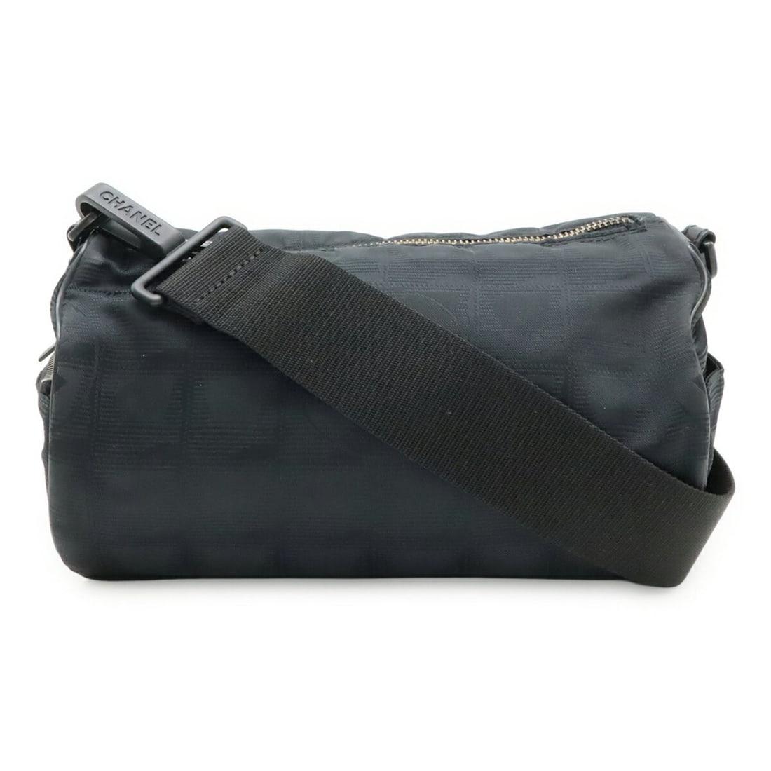 CHANEL New Travel Line Mini Roll Bag Shoulder Body Nylon Jacquard Leather Black A17669: --- Catalog ---Category: SizeSize (HxWxD): 12cm x 21cm x 12cm / 4.72'' x 8.26'' x 4.72''Category: DesignType: Shoulder bag, Sling bagColor: BlackGender: Women,MenMaterial: Nylon , Jacquard , Leather C
