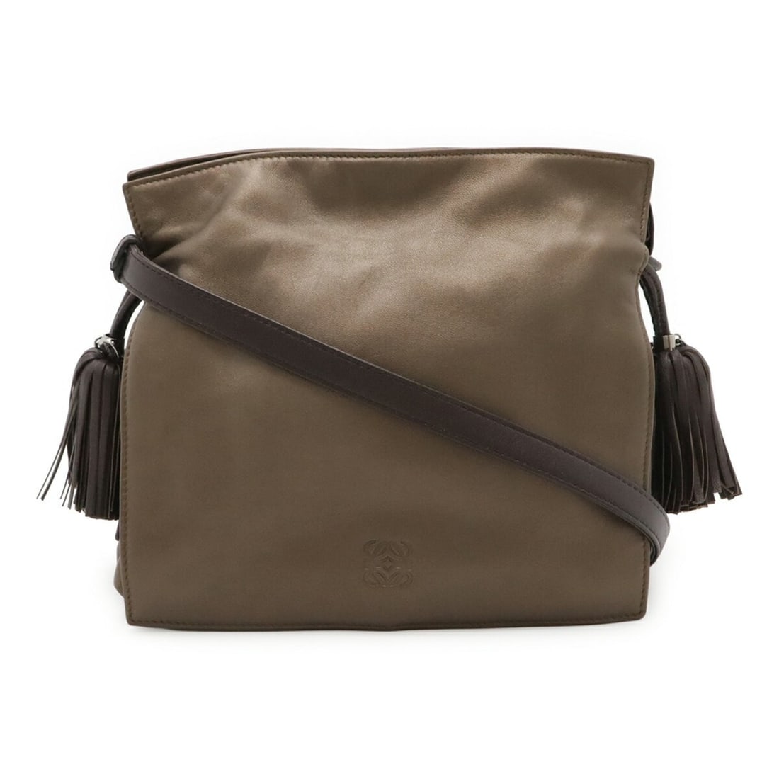 LOEWE Flamenco 22 Shoulder Bag/Pochette Style with Tassel, Nappa Leather, Gold and Brown: --- Catalog ---Category: SizeSize (HxWxD): 22cm x 22cm x 9cm / 8.66'' x 8.66'' x 3.54''Category: DesignType: Pochette, Shoulder bagColor: Brown, GoldGender: Women,MenMaterial: Nappa leather , Leather 