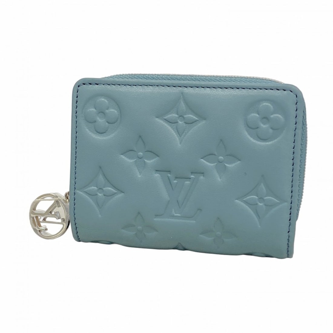 Louis Vuitton Coussin Portefeuille Lou Wallet M81709 Blue Glacier Women's: --- Catalog ---Category: SizeSize (HxWxD): 9cm x 11cm x 2.5cm / 3.54'' x 4.33'' x 0.98''Category: DesignType: Wallet (bi-fold)Color: BlueGender: WomenCategory: GeneralMPN: M81709Brand: Louis Vuitton--