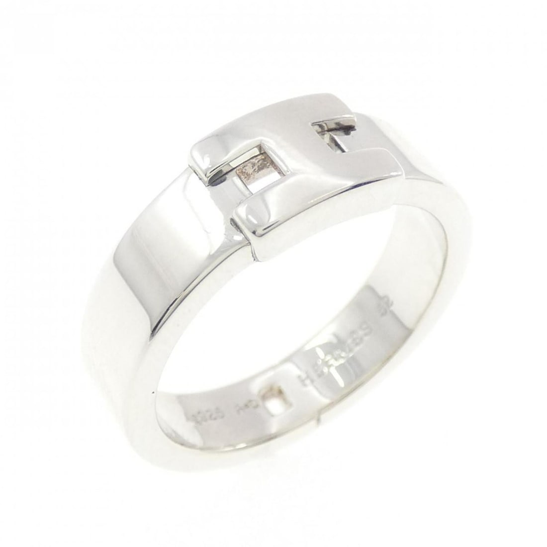 Hermes 925 Ring: --- Catalog ---Category: SizeJP Size: 11.5US Size: 6Category: DesignType: Band ringColor: SilverGender: WomenMaterial: Silver 925Category: GeneralBrand: Hermes--- Item List ---Section: