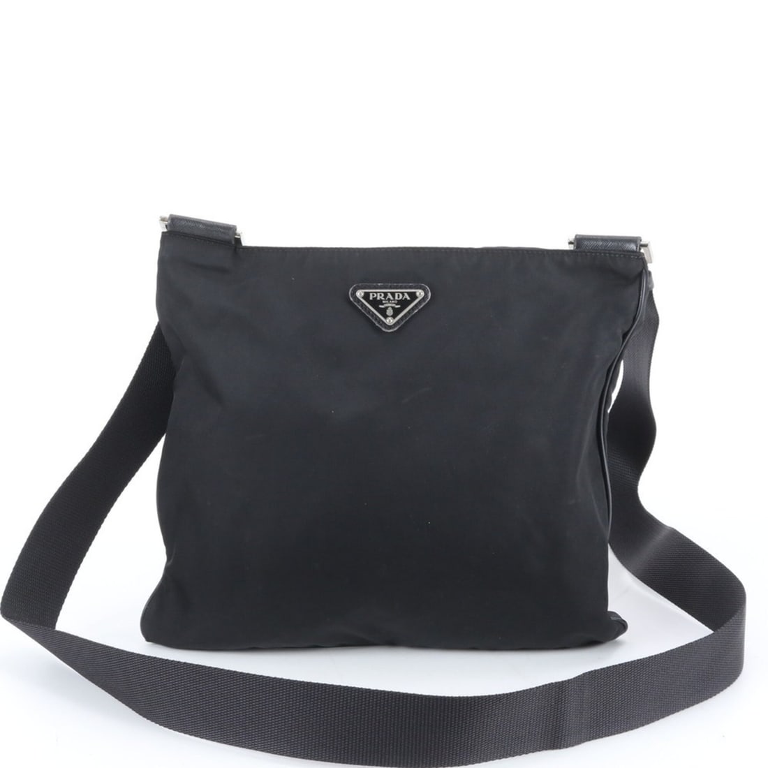 Prada Tessuto Nylon Triangle Logo Leather Shoulder Bag, Crossbody Messenger Tote Bag - Men's: --- Catalog ---Category: SizeSize (HxWxD): 28cm x 30cm x 2cm / 11.02'' x 11.81'' x 0.78''Category: DesignType: Shoulder bag, Tote bagColor: BlackGender: MenMaterial: Nylon , Leather Category: GeneralB