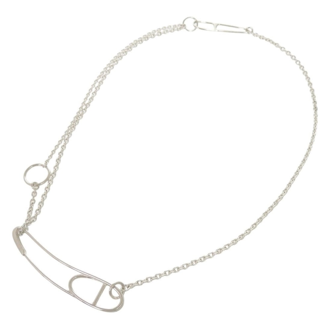 Hermes Chaine d'Ancre Punk Long Sterling Silver 925 Necklace 1791HERMES: --- Catalog ---Category: SizePendant Size: 23mm x 115mm / 0.9'' x 4.52''Neck Circumference: 91 cm / 35.82''Category: DesignColor: SilverGender: WomenMaterial: Silver 925Necklace Type: NecklaceCategory