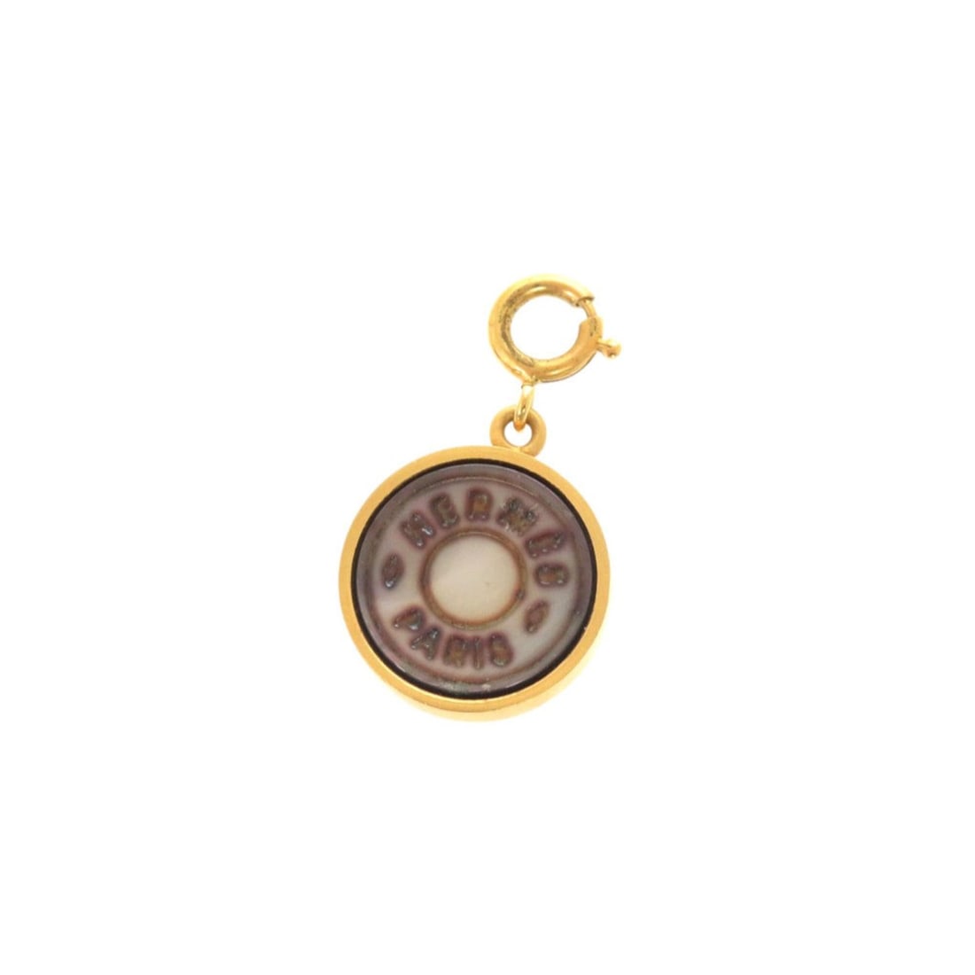 Hermes Sellier Shell Gold Pendant Top Accessory 1561 HERMES: --- Catalog ---Category: SizePendant Size: 16mm x 16mm / 0.62'' x 0.62''Category: DesignColor: GoldGender: WomenMaterial: ShellNecklace Type: PendantCategory: GeneralBrand: Hermes--- Item List ---Sect