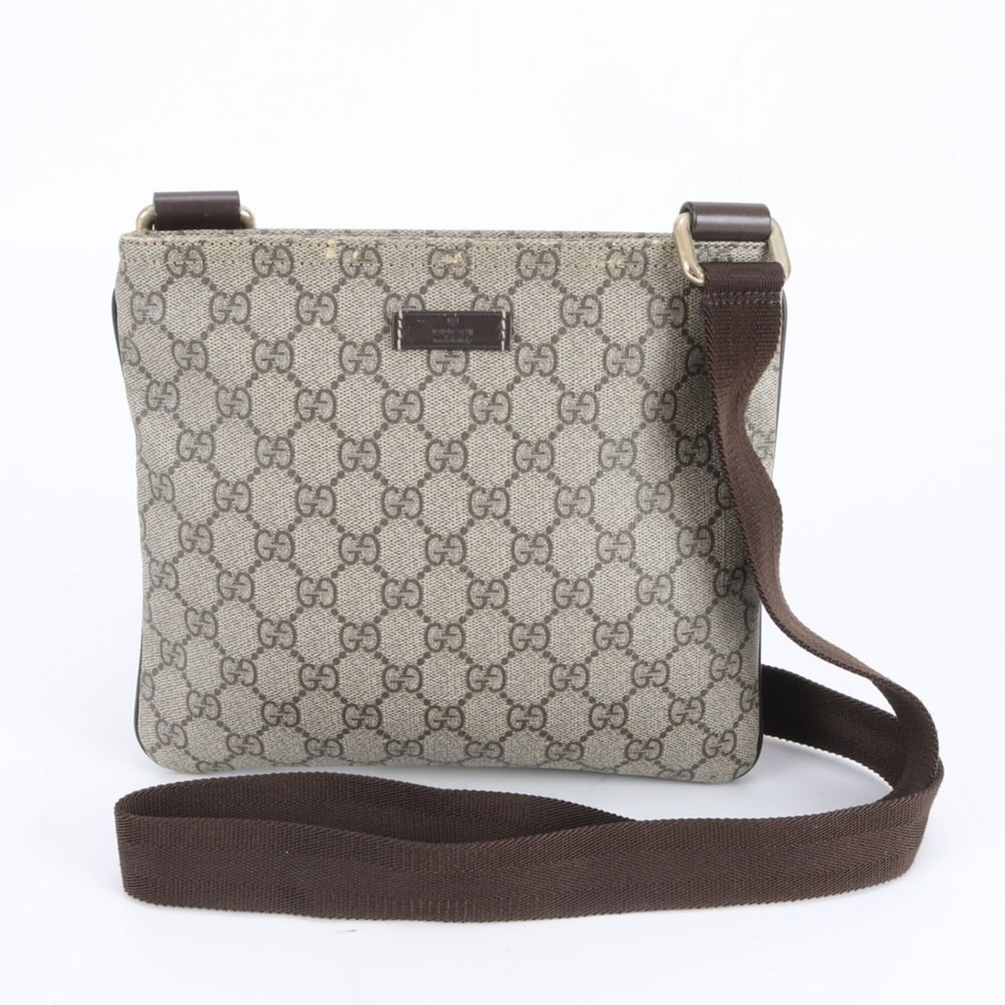 Gucci GG Supreme 201538 Leather Shoulder Bag, Crossbody Messenger Tote Bag - Men's: --- Catalog ---Category: SizeSize (HxWxD): 21cm x 24cm x 2cm / 8.26'' x 9.44'' x 0.78''Category: DesignType: Shoulder bag, Tote bagColor: Beige, BrownGender: MenMaterial: Leather , Coated canvas Categ