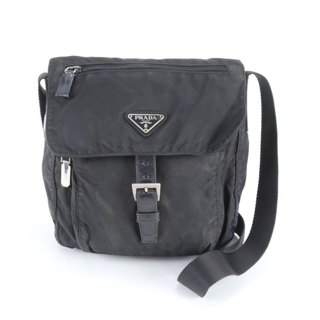 Prada Tessuto Nylon Triangle Logo Leather Shoulder Bag, Crossbody Messenger Bag for Men: --- Catalog ---Category: SizeSize (HxWxD): 23cm x 21cm x 8cm / 9.05'' x 8.26'' x 3.14''Category: DesignType: Shoulder bagColor: BlackGender: MenMaterial: Nylon , Leather Category: GeneralBrand: PradaC