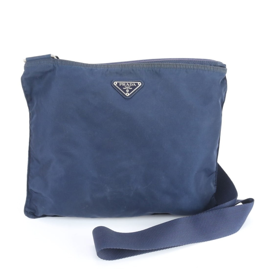 Prada Tessuto Nylon Triangle Logo Leather Shoulder Bag, Crossbody Messenger Bag for Men: --- Catalog ---Category: SizeSize (HxWxD): 24cm x 31cm x 2cm / 9.44'' x 12.2'' x 0.78''Category: DesignType: Shoulder bagColor: Blue, NavyGender: MenMaterial: Nylon Category: GeneralBrand: PradaCountr