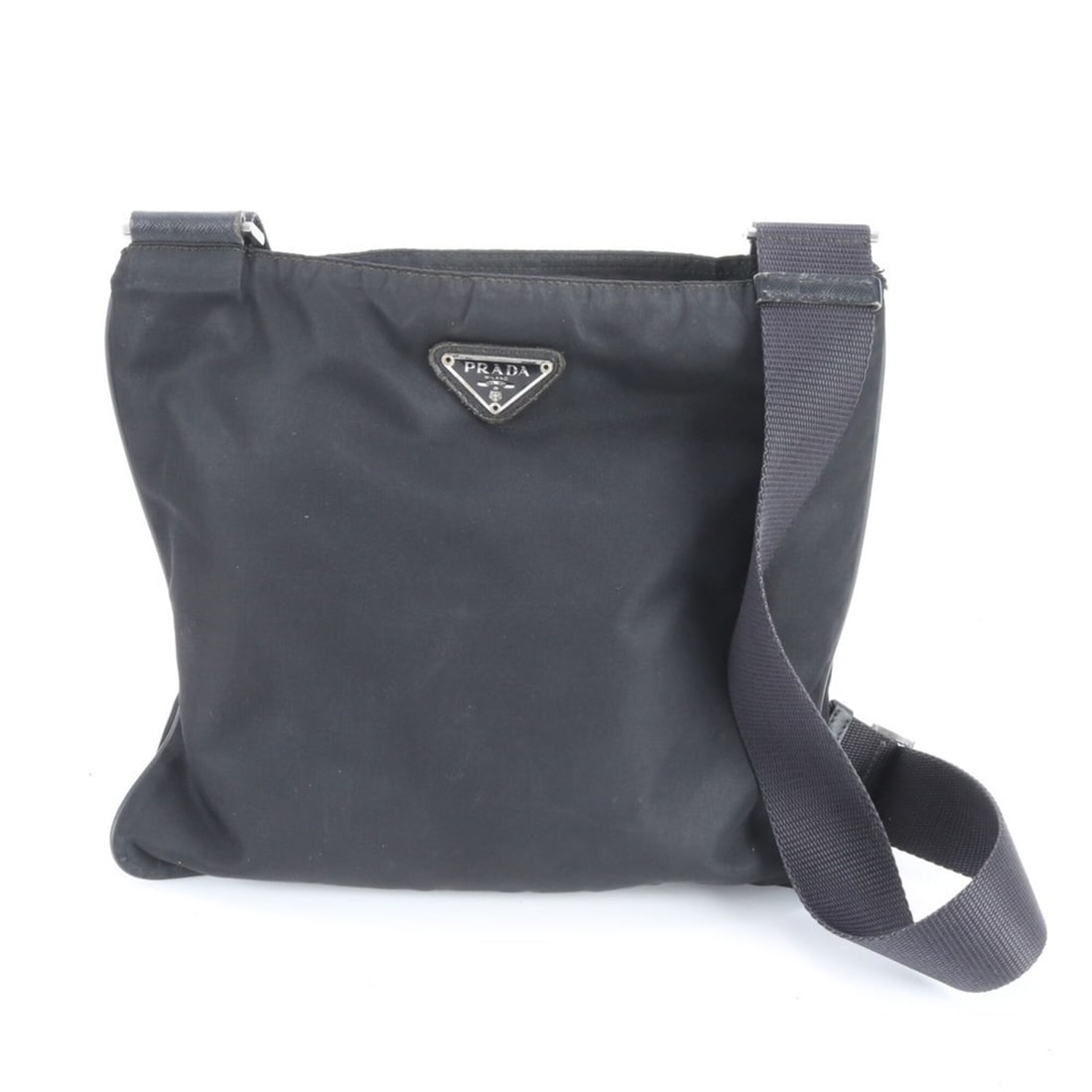 Prada Tessuto Nylon Triangle Logo Shoulder Bag, Crossbody Messenger Bag for Men: --- Catalog ---Category: SizeSize (HxWxD): 25cm x 29cm x 1cm / 9.84'' x 11.41'' x 0.39''Category: DesignType: Shoulder bagColor: BlackGender: MenMaterial: Nylon Category: GeneralBrand: PradaCountry of