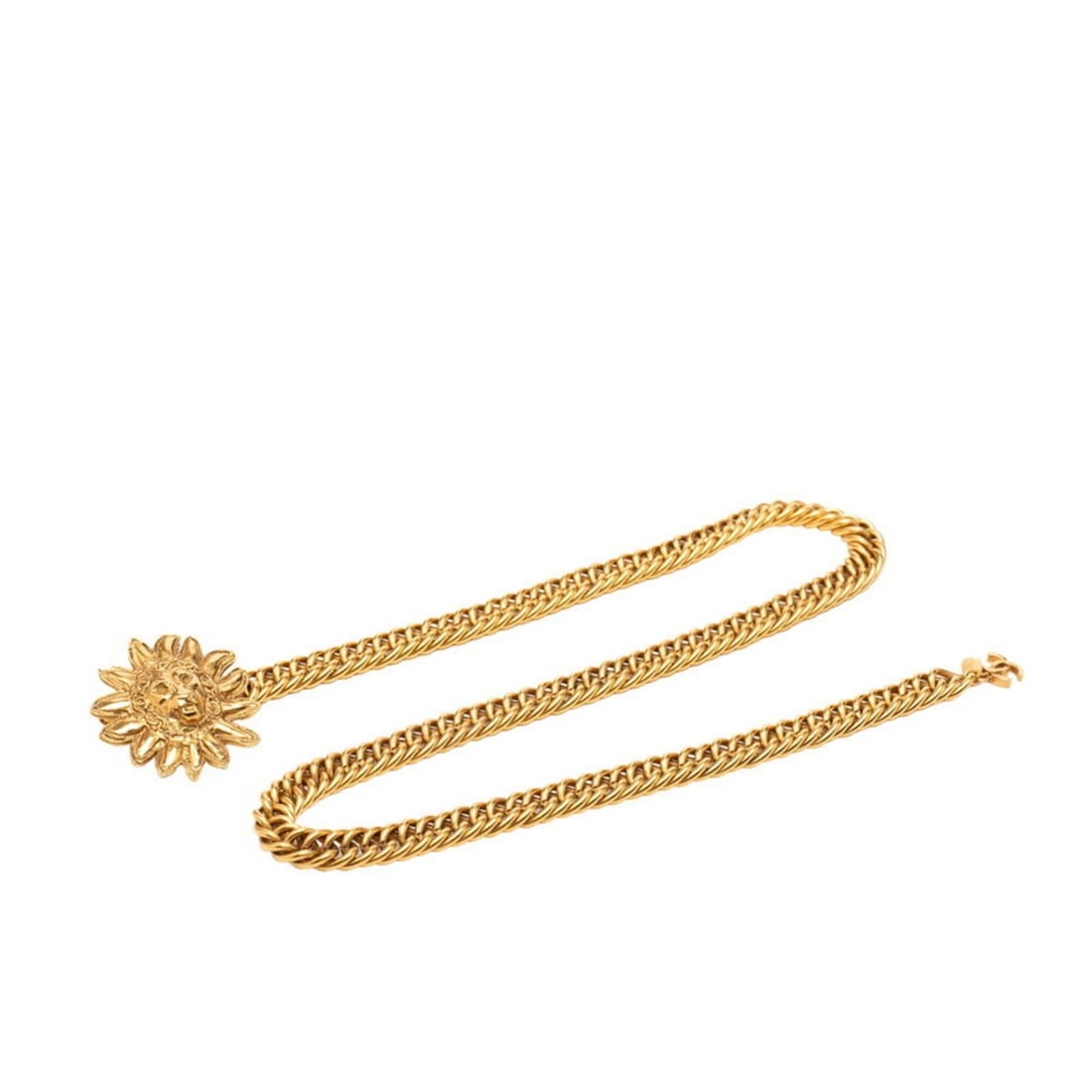 Chanel Coco Mark Lion Motif Chain Belt Gold Plated Women's CHANEL: --- Catalog ---Category: SizeWidth: 1.3cm / 0.51''Length: 75cm / 29.52''Category: DesignType: Chain beltColor: GoldFinish: Gold platedGender: WomenCategory: GeneralBrand: Chanel--- Item List ---Sectio