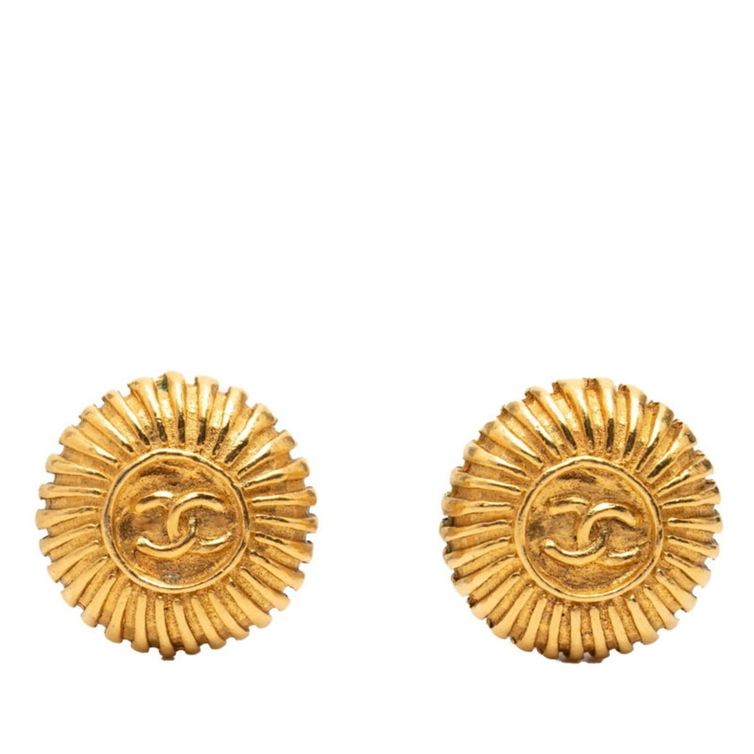 Chanel Vintage Coco Mark Earrings, Gold Plated, Women's CHANEL: --- Catalog ---Category: SizeSize (HxWxD): 24.20mm x 24.20mm / 0.95'' x 0.95''Category: DesignType: Clip earringsColor: GoldGender: WomenCategory: GeneralBrand: Chanel--- Item List ---Section: Conditi