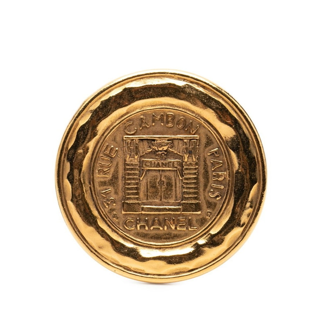 Chanel 31 RUE CAMBON Cambon Vintage Brooch Gold Plated Women's CHANEL: --- Catalog ---Category: SizeSize (HxWxD): 5.28cm x 5.28cm / 2.07'' x 2.07''Category: DesignType: BroochColor: GoldGender: WomenCategory: GeneralBrand: Chanel--- Item List ---Section: ConditionRanking