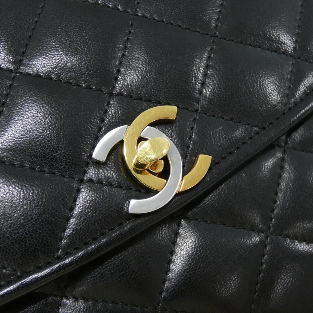 Chanel shoulder bag - 5