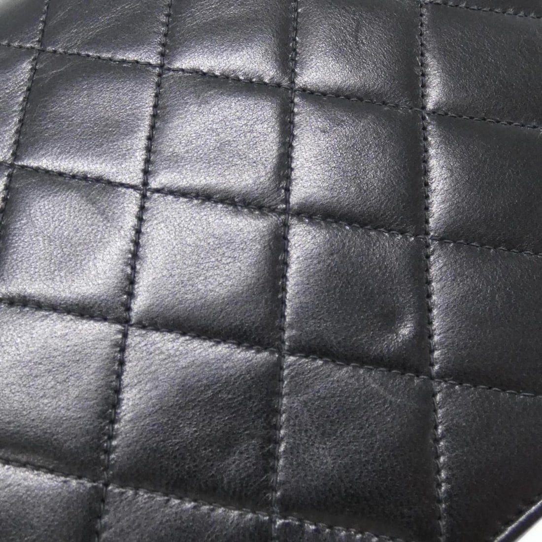 Chanel 03568 Shoulder Bag - 4