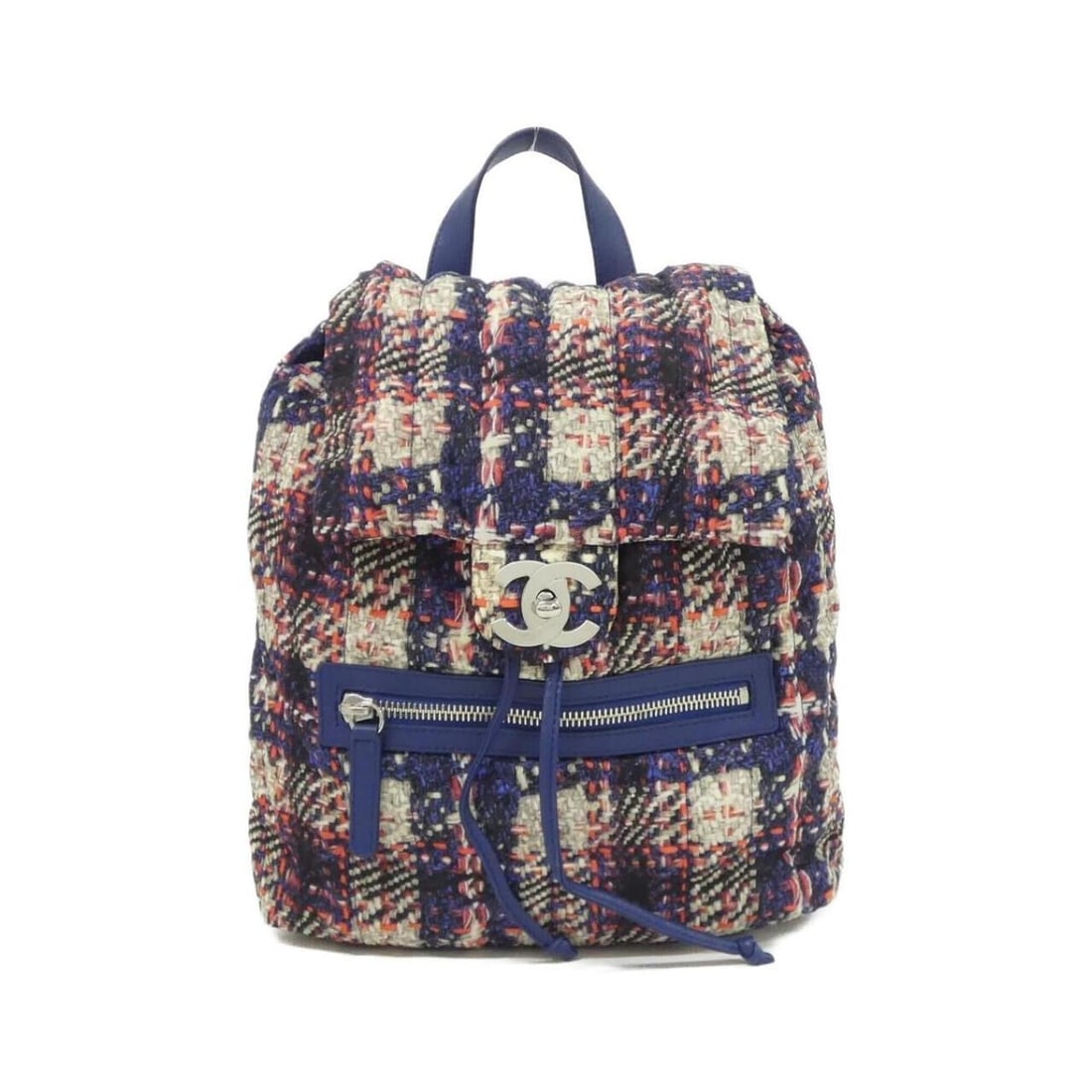 Chanel 66445 Backpack: --- Catalog ---Category: SizeSize (HxWxD): 27cm x 22cm x 11cm / 10.62'' x 8.66'' x 4.33''Category: DesignType: Backpack, PouchColor: Blue, GrayGender: WomenMaterial: Nylon Hardware Color: