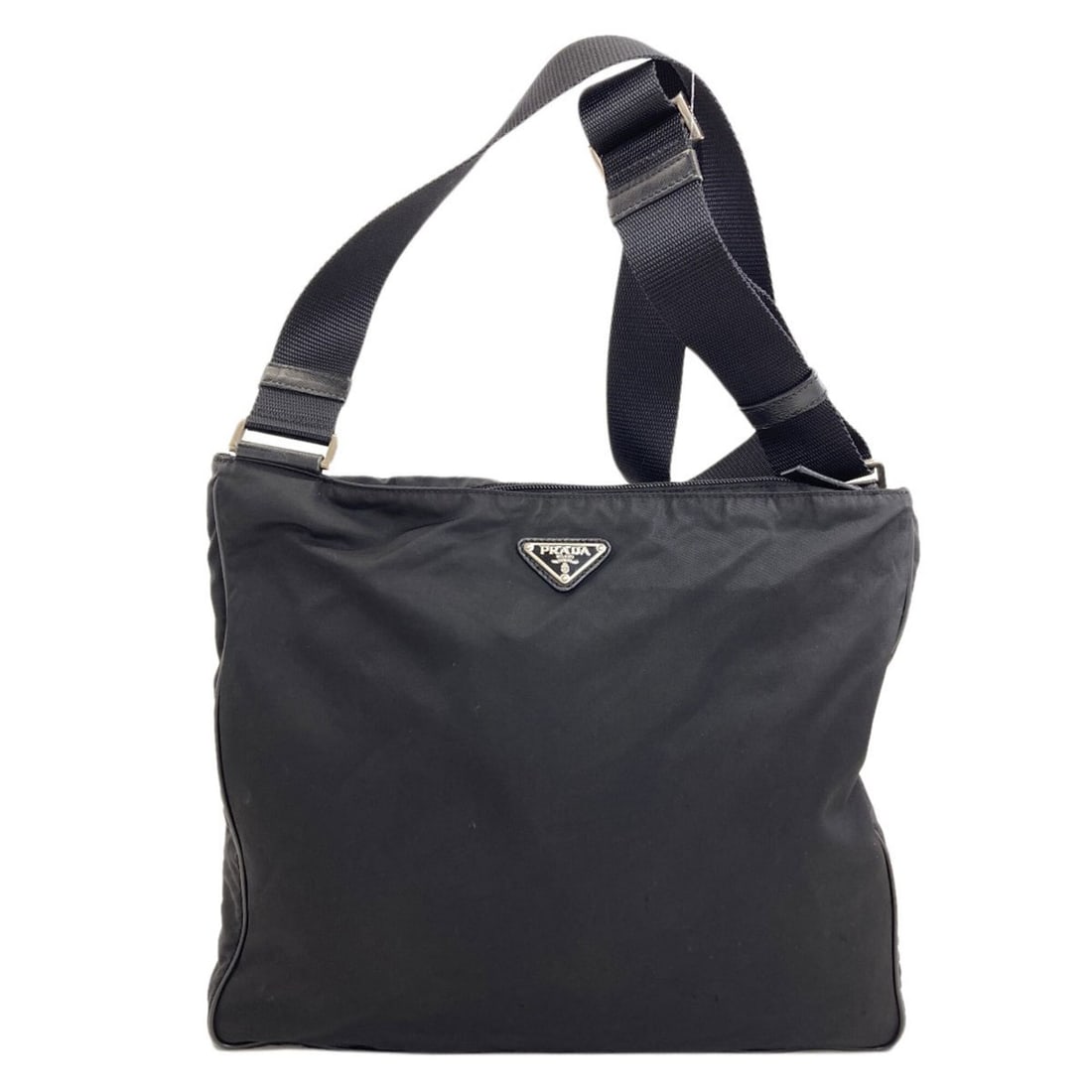 Prada logo hardware shoulder bag, nylon material, women's. (1 of 20)