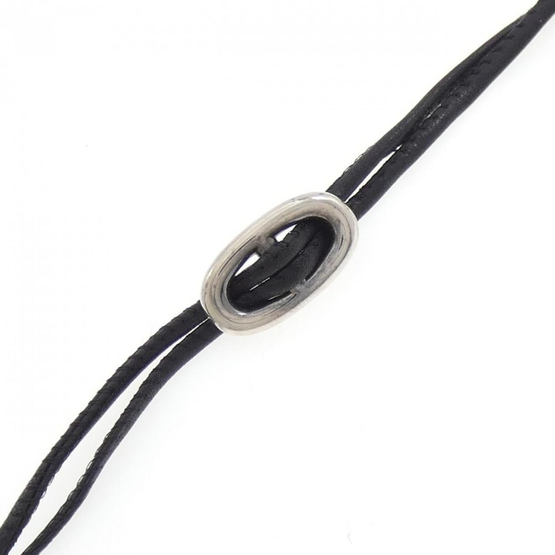 Hermes 925 Bracelet: --- Catalog ---Category: SizeTotal Length: 17cm / 6.69''Category: DesignType: Charm braceletGender: WomenMaterial: Silver 925Category: GeneralBrand: Hermes--- Item List ---Section: ConditionRanking: R