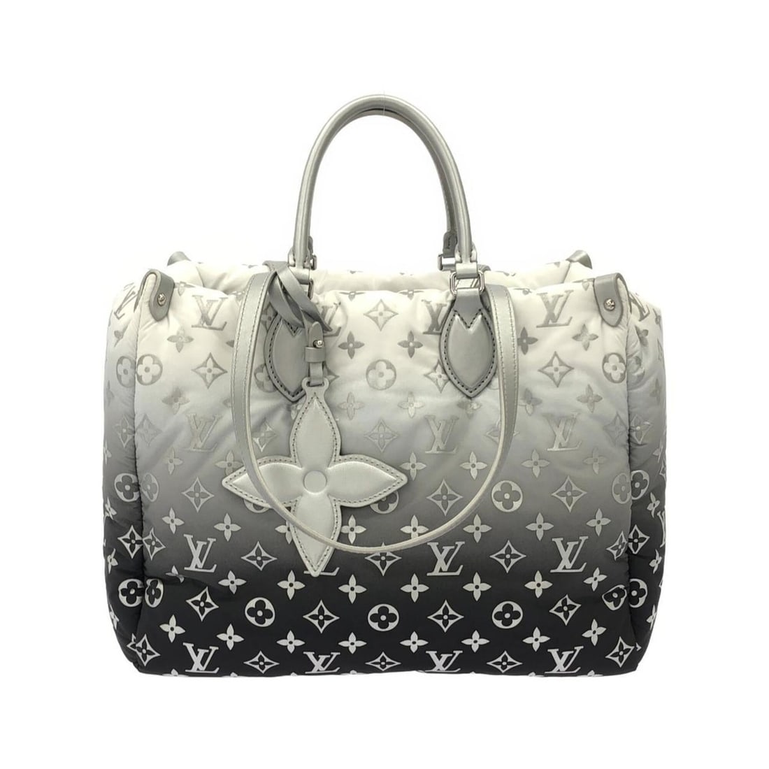 Louis Vuitton Monogram Nylon (LV SKI) OnTheGo MM M11847 Handbag: --- Catalog ---Category: SizeSize (HxWxD): 27cm x 36cm x 16cm / 10.62'' x 14.17'' x 6.29''Category: DesignType: HandbagColor: Gray, SilverGender: Women,MenMaterial: Nylon Hardware Color: