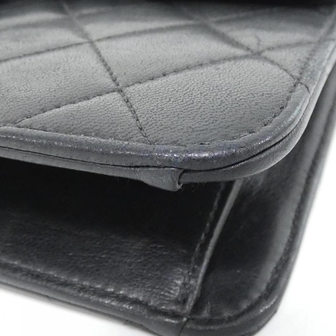 Chanel 03569 Shoulder Bag - 3