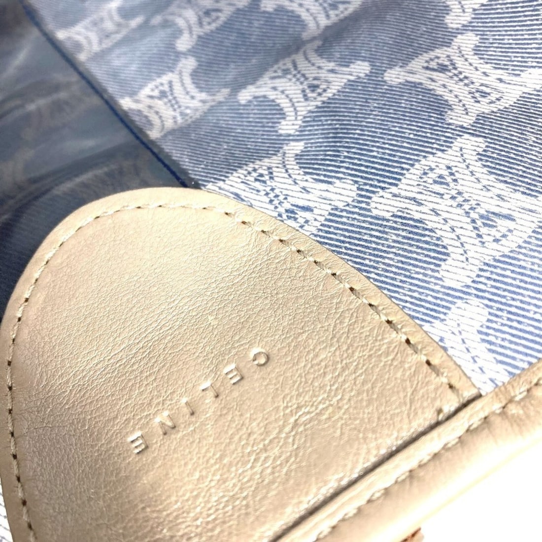 Chanel 1804 handbag - 16