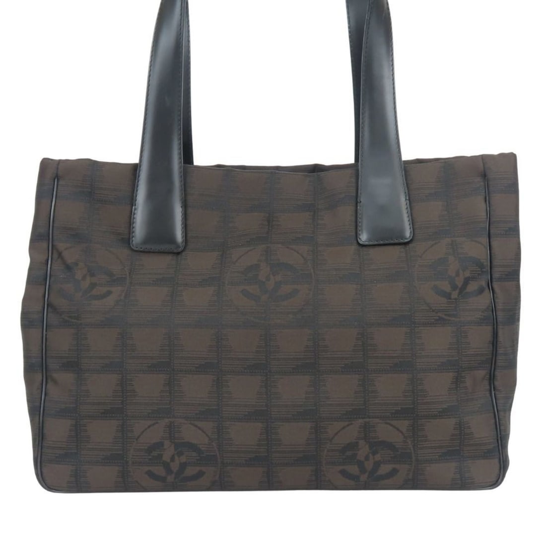 Chanel Tote Bag New Travel Line PM Coco Mark Jacquard Nylon Leather Dark Brown Black Women's CHANEL: --- Catalog ---Category: SizeSize (HxWxD): 21cm x 30cm x 11cm / 8.26'' x 11.81'' x 4.33''Category: DesignType: Tote bagColor: Black, Dark brownGender: WomenMaterial: Jacquard , Nylon , Leather Categor