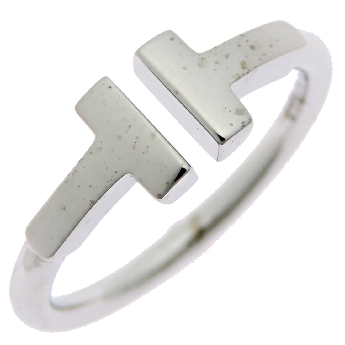Tiffany & Co. T Wire Women's/Men's Ring 60148361 750 White Gold: --- Catalog ---Category: SizeJP Size: 7US Size: 4Category: DesignType: Band ringGender: Men,WomenMaterial: White gold (18K)Category: GeneralMPN: 60148361Brand: Tiffany--- Item List ---Section: Conditi