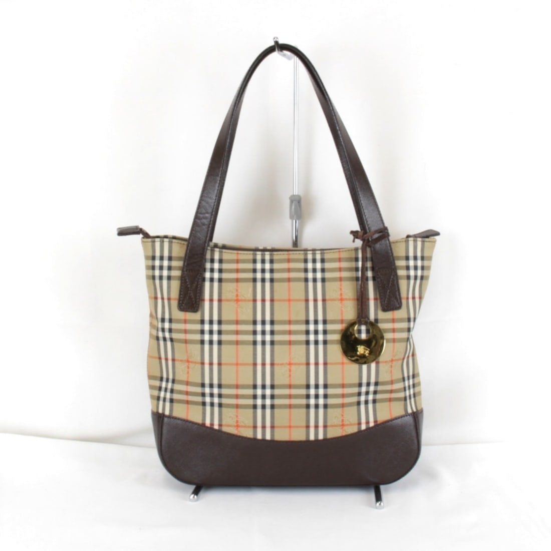 BURBERRY Nova Check Shadow Horse Tote Bag, Canvas Leather, Beige, Women's: --- Catalog ---Category: SizeSize (HxWxD): 23cm x 28cm x 7cm / 9.05'' x 11.02'' x 2.75''Category: DesignType: Tote bagColor: BeigeGender: WomenMaterial: Canvas , Leather Category: GeneralBrand: Burber
