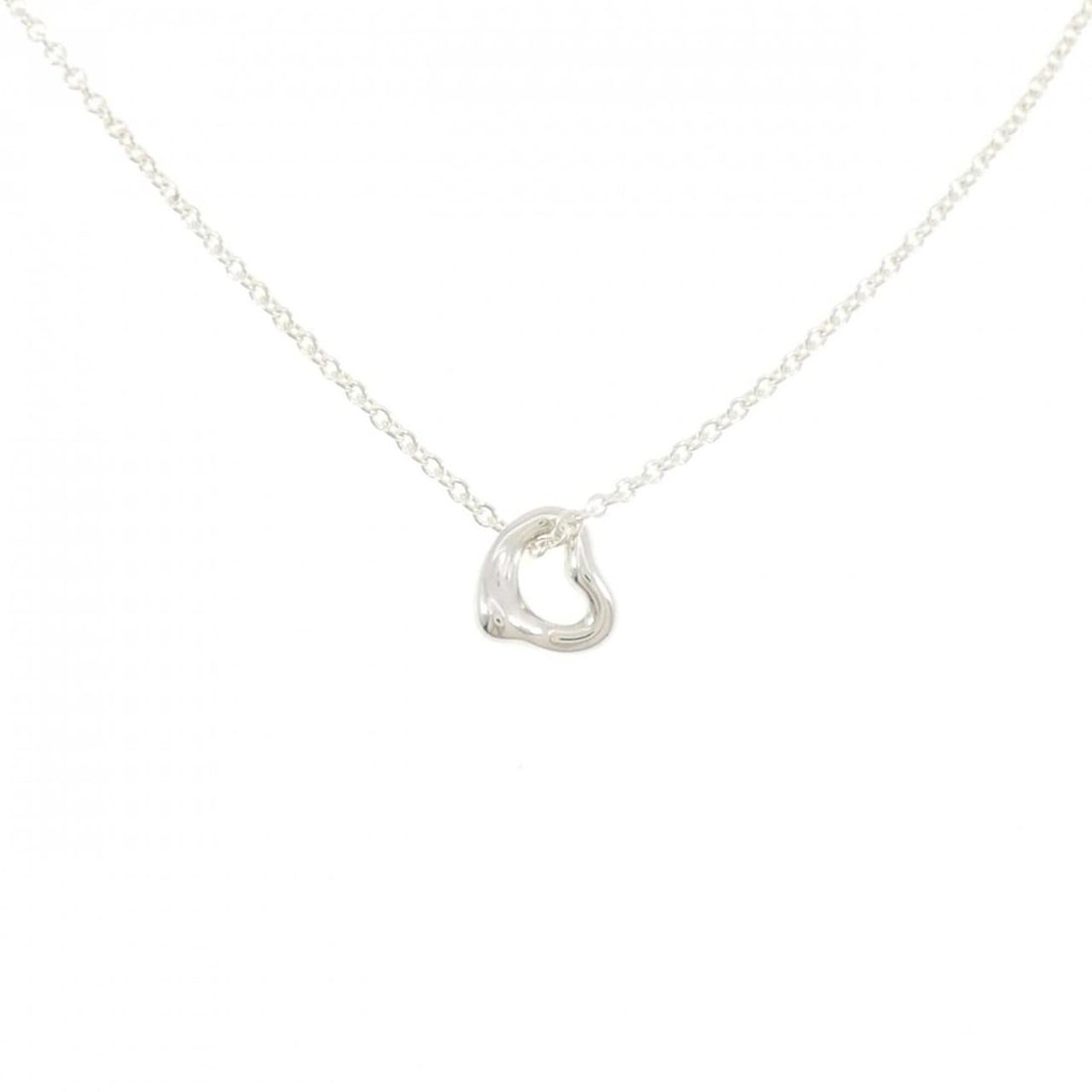 Tiffany Open Heart Necklace: --- Catalog ---Category: SizePendant Size: 7mm x 6.6mm / 0.27'' x 0.25''Neck Circumference: 41 cm / 16.14''Category: DesignColor: SilverGender: WomenMaterial: Silver 925Pendant Type: PendantNecklace