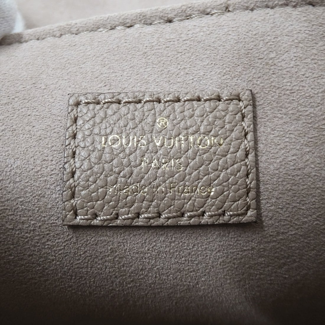 Louis Vuitton Trunk Earring (Single Earring) - 7