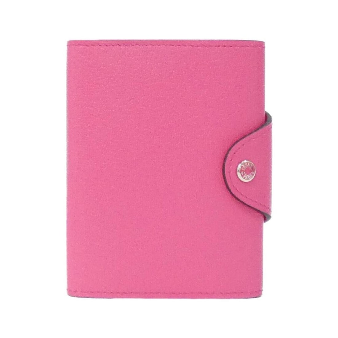 Hermes Iliade Compact 084500CK Wallet/Coin Case: --- Catalog ---Category: SizeSize (HxWxD): 11cm x 8cm x 2cm / 4.33'' x 3.14'' x 0.78''Category: DesignType: Coin purse/coin caseColor: PinkGender: WomenMaterial: Leather Category: GeneralBrand:
