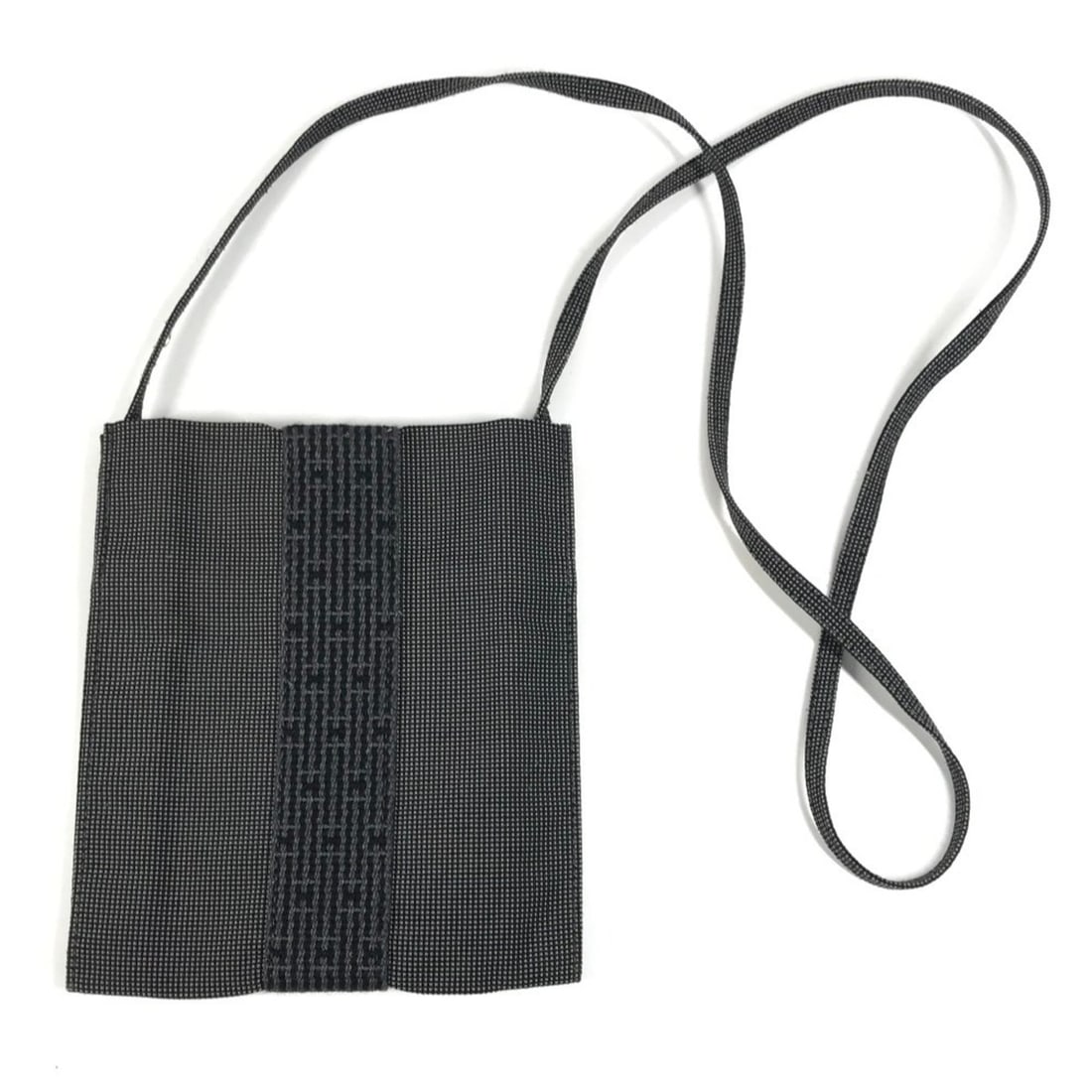 HERMES Hermes Herline Logo Bag, Crossbody Pouch, Shoulder Polyamide Polyester, Men's, Women's, Gray: --- Catalog ---Category: SizeSize (HxWxD): 19cm x 16.5cm / 7.48'' x 6.49''Category: DesignType: Pochette, Shoulder bagColor: GrayGender: Men,WomenMaterial: Polyamide , Polyester Category: GeneralBrand