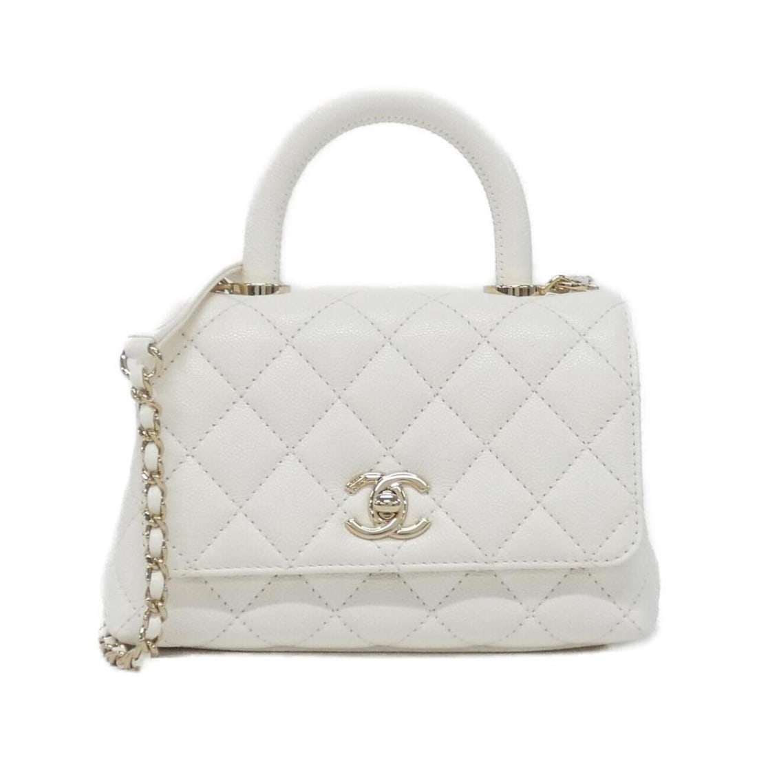Chanel AS2215 handbag: --- Catalog ---Category: SizeSize (HxWxD): 13cm x 19cm x 9cm / 5.11'' x 7.48'' x 3.54''Category: DesignType: HandbagColor: WhiteGender: WomenMaterial: Grained Calfskin Hardware Color: GoldCategory: