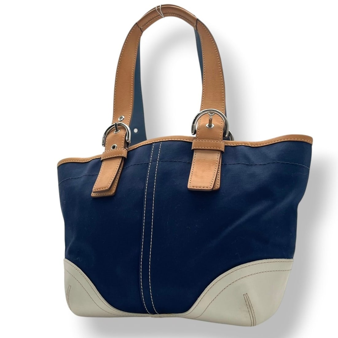 Coach Soho Twill 4428 Tote Bag Handbag Canvas Leather Navy White Bicolor Women's S98: --- Catalog ---Category: SizeSize (HxWxD): 21cm x 37cm x 13cm / 8.26'' x 14.56'' x 5.11''Category: DesignType: Handbag, Tote bagColor: Navy, WhiteGender: WomenMaterial: Canvas , Leather Category: Gene