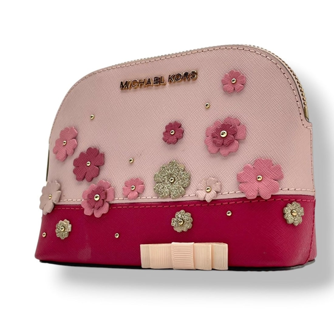 Michael Kors MICHAEL KORS 35S8GY3T3U Pouch Bag PVC Leather Pink Bicolor Flower Applique Ribbon: --- Catalog ---Category: SizeSize (HxWxD): 13cm x 18cm x 6.5cm / 5.11'' x 7.08'' x 2.55''Category: DesignType: PouchColor: PinkGender: WomenMaterial: PVC , Leather Category: GeneralMPN: 35S8GY3T3UBran