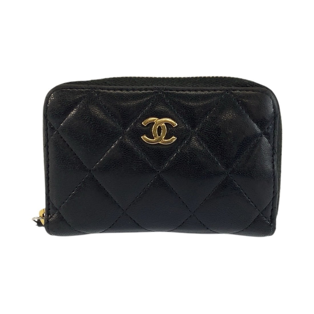 CHANEL Matelassé Classic Zip Coin Purse, Black with Gold Hardware, Leather Wallet/Coin Case,: --- Catalog ---Category: DesignType: Card caseColor: BlackGender: WomenMaterial: Leather Category: GeneralBrand: ChanelCountry of Origin: FranceCategory: Physical PropertiesSize (HxWxD): 7cm x 10.5cm