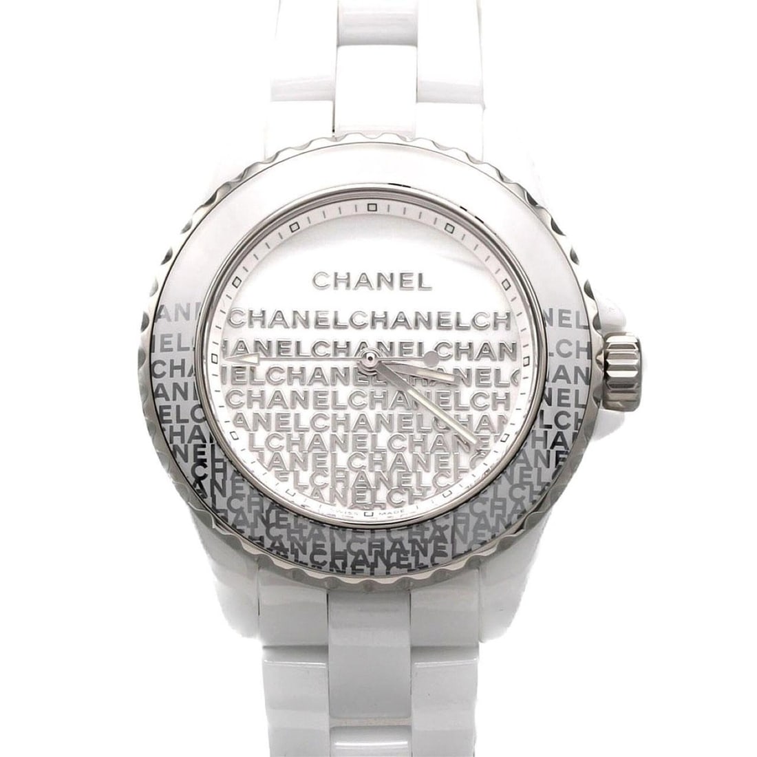 Chanel J12 Wanted de 33mm Ceramic H7419 Quartz Watch: --- Catalog ---Category: SizeWrist Size: 16.5cm / 6.49''Case Diameter: 33mm / 1.3''Category: DesignType: WristwatchGender: WomenColor (Dial): WhiteMaterial (Band): CeramicMaterial (Case): CeramicCateg