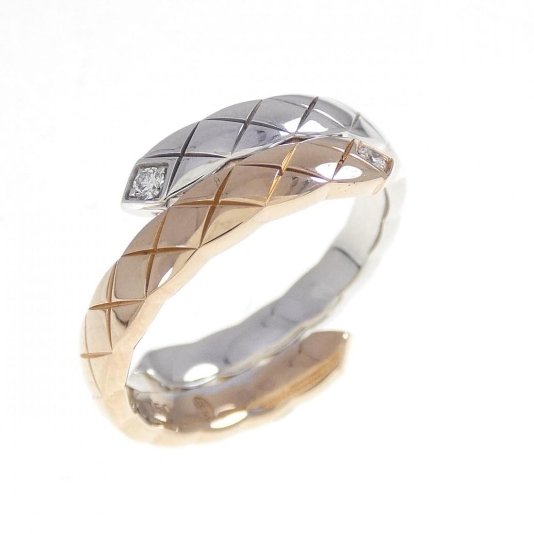 Chanel Coco Crush Ring: --- Catalog ---Category: SizeUS Size: 6Brand Size: 51Category: DesignType: Band ringColor: Pink gold, White goldStone: DiamondGender: WomenMaterial: Pink gold (18K), White gold (18K)Category: