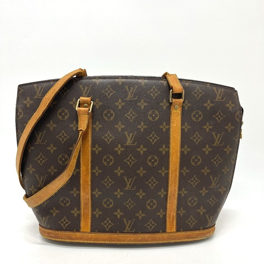 LOUIS VUITTON M51102 Monogram Babylon Bag Tote Shoulder Canvas Men's Women's Brown: --- Catalog ---Category: SizeSize (HxWxD): 29cm x 35cm x 10cm / 11.41'' x 13.77'' x 3.93''Category: DesignType: Shoulder bag, Tote bagColor: BrownGender: Men,WomenMaterial: Monogram , Canvas Category: