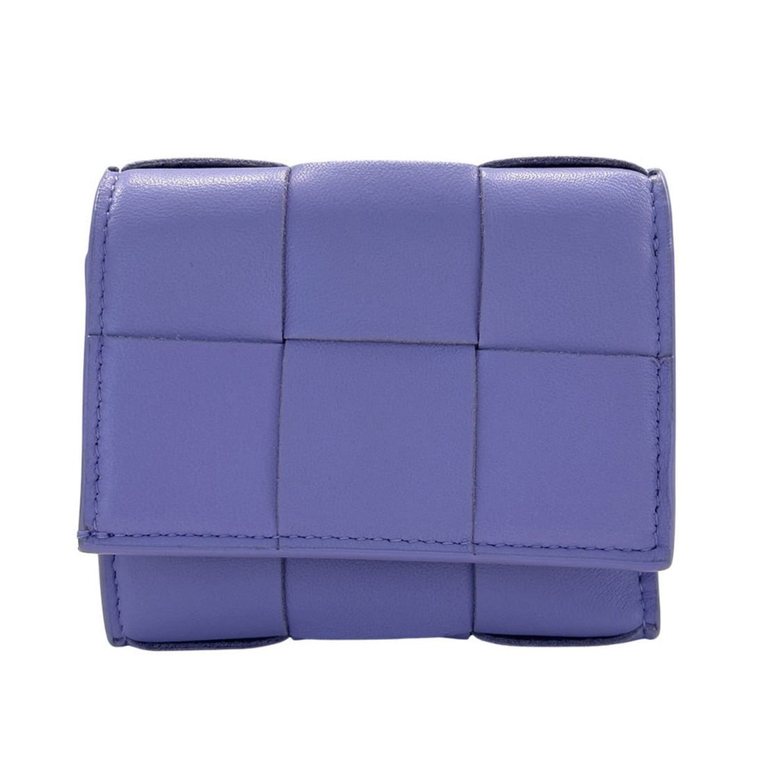 Bottega Veneta wallet for women and men, brand name, trifold wallet, calf leather, Cassette Small: --- Catalog ---Category: SizeSize (HxWxD): 8.5cm x 10cm x 2cm / 3.34'' x 3.93'' x 0.78''Category: DesignType: Wallet (tri-fold)Color: PurpleGender: Men,WomenMaterial: Leather Leather/Fur Type: Calfski